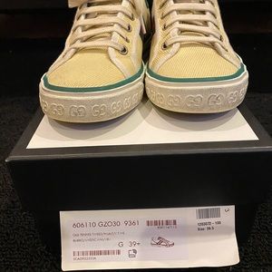 Gucci sneakers